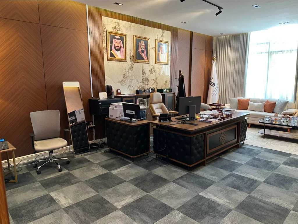 المكتب 1